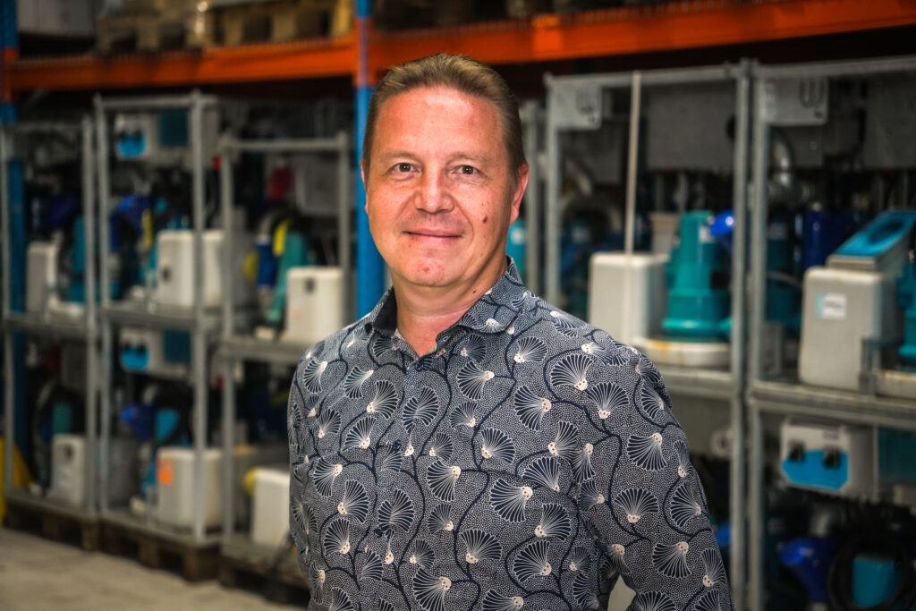 Avec WATERLAB Services, François Wolff amène l’eau sur chantiers et événements, là même où rien n’existe 